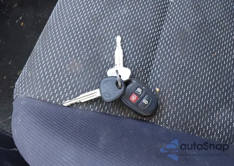 2006 Hyundai Tiburon Gs from USA, damaged, VIN KMHHM65D66U222450